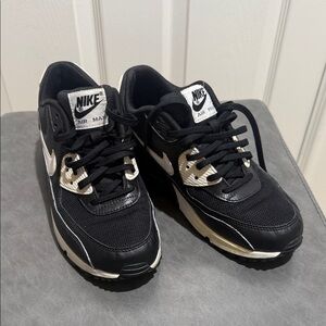 Nike Air Max Black and White Sneakers